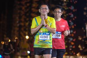 BIB: 43354, 43243
                            <button type="button" onclick="openModal(18289005)" class="btn btn-primary btn-sm float-right btn-popup" data-toggle="modal" data-target=".modal-high-quality">
                        <i class="fas fa-shopping-cart"></i> Add to Cart
                    </button>
                                            <button type="button" onclick="isThisMe(18289005, true)" class="btn btn-success btn-sm float-right btn-popup btn-isme hidden" data-toggle="tooltip" data-placement="bottom" title="นี่คือรูปของคุณใช่ไหม คลิกที่นี่เพื่อเอาเข้าอัลบั้ม">
                        <i class="fas fa-plus"></i> Add to album
                    </button>
                    <button type="button" onclick="isThisMe(18289005, false)" class="btn btn-warning btn-sm float-right btn-popup btn-isnotme hidden">
                        <i class="fas fa-ban"></i> Remove from album
                    </button>
